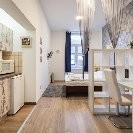 Silver Home Apartments In The City Centre บูดาเปสต์ ภายนอก รูปภาพ