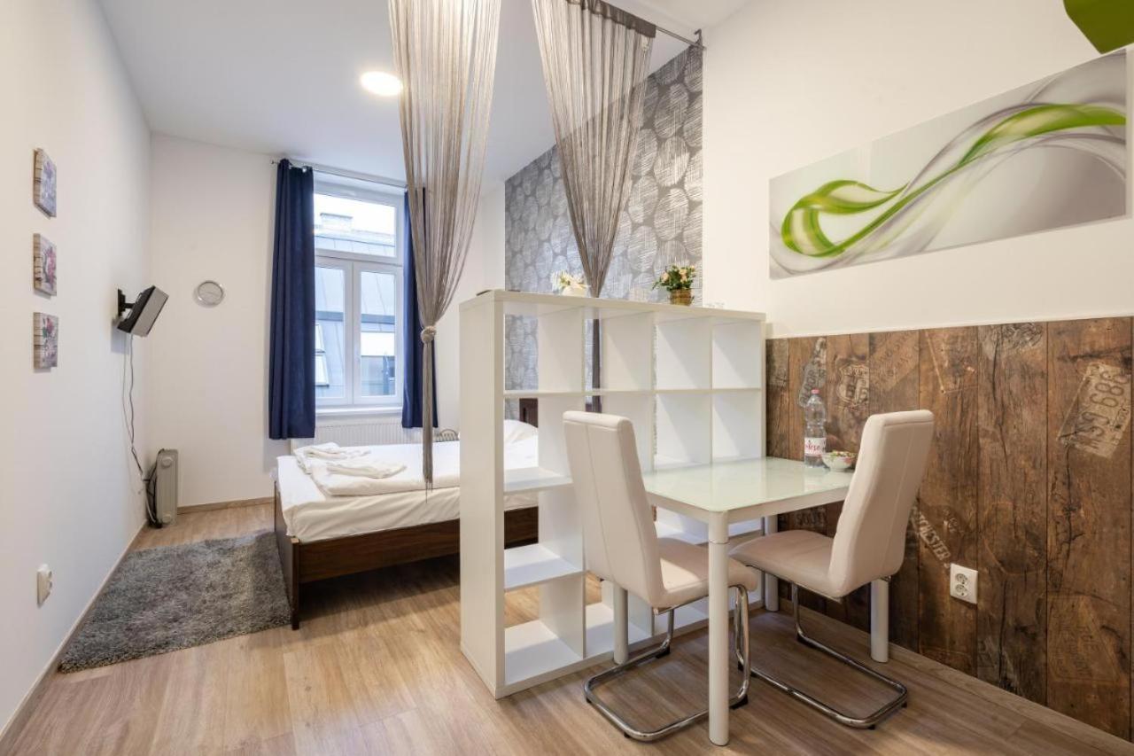 Silver Home Apartments In The City Centre บูดาเปสต์ ภายนอก รูปภาพ