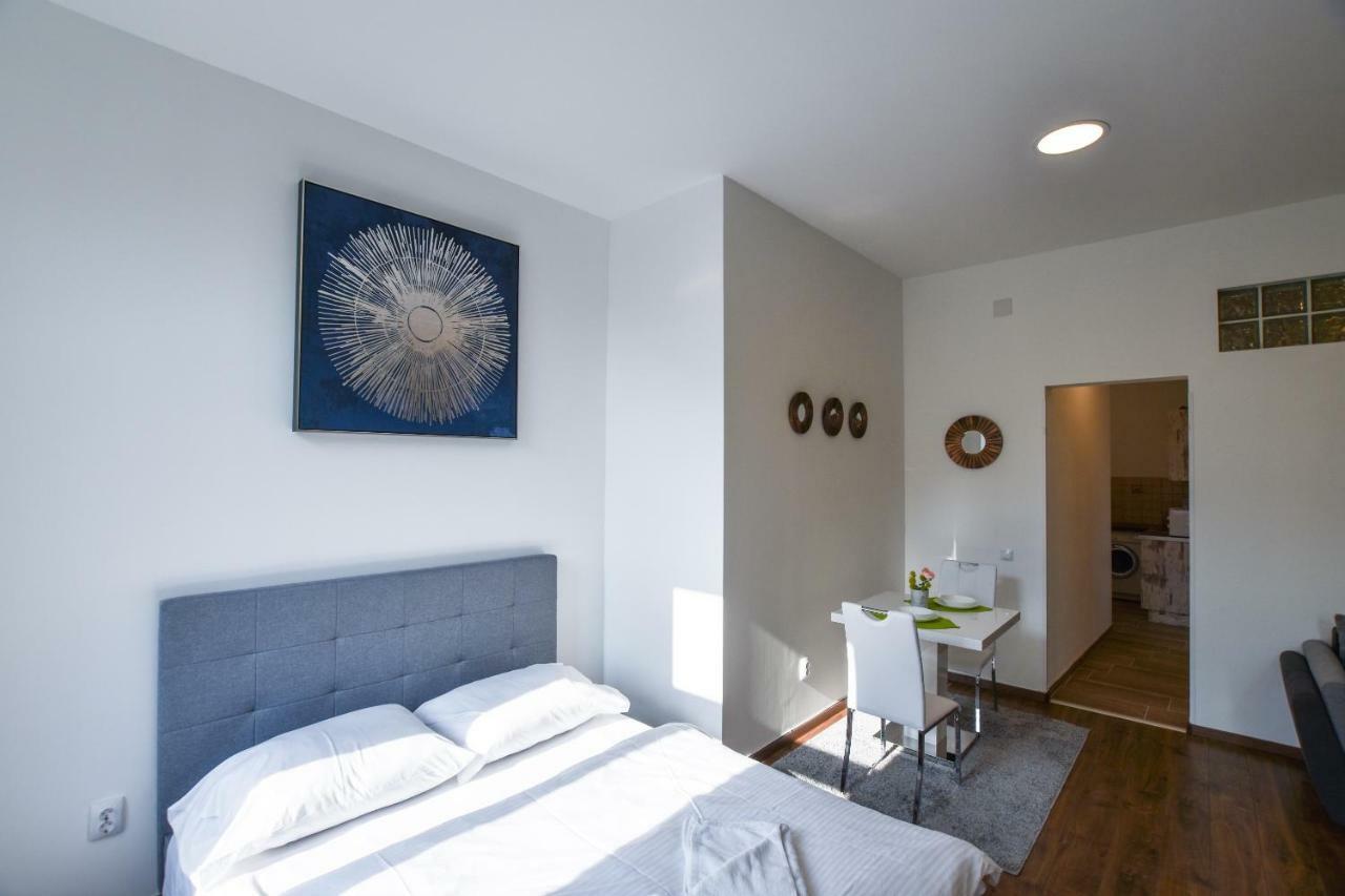 Silver Home Apartments In The City Centre บูดาเปสต์ ภายนอก รูปภาพ