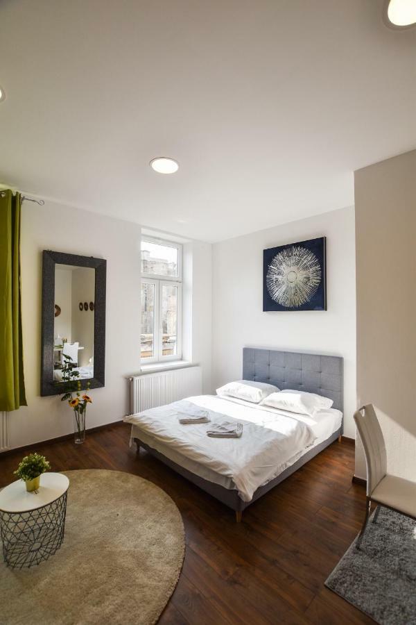 Silver Home Apartments In The City Centre บูดาเปสต์ ภายนอก รูปภาพ